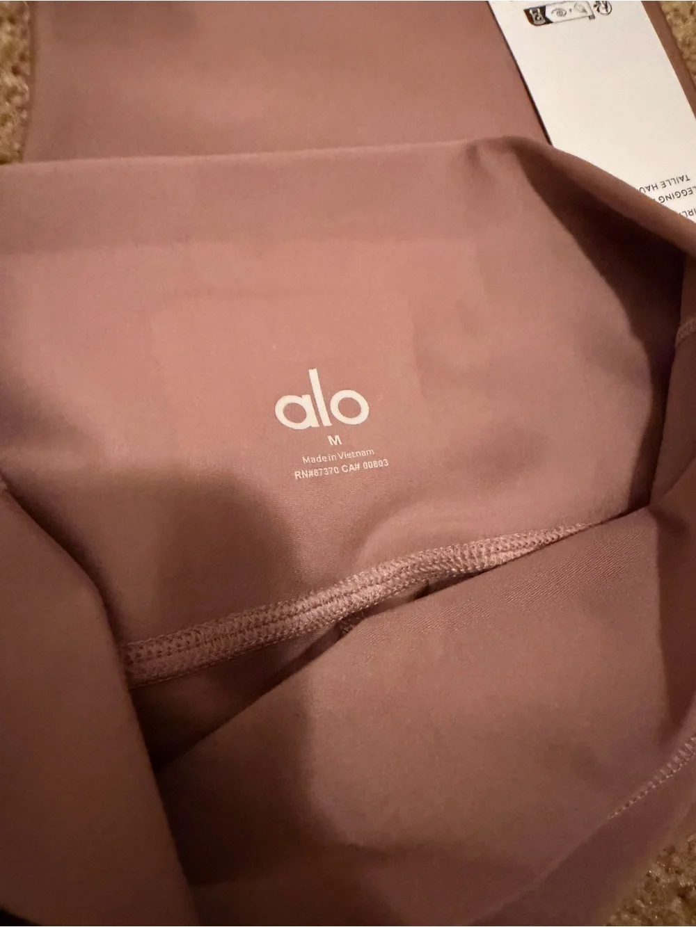 ALO Yoga 7/8 Airlift Leggings in Mushroom